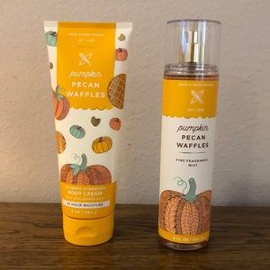 Bath & Body Pumpkin Pecan Waffles Lotion & Spray